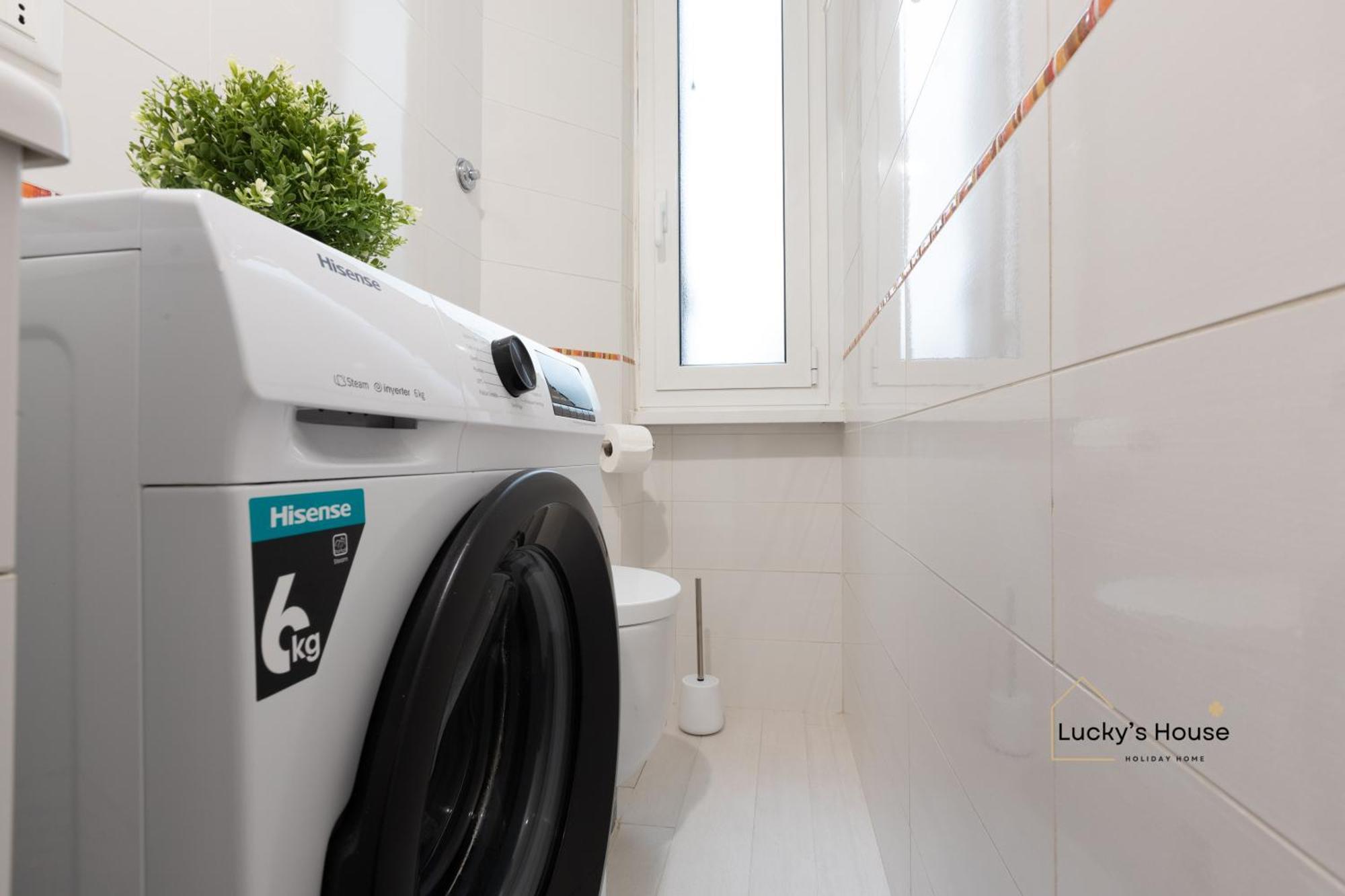 Appartamento Lucky's House - 400mt To Metro A, 3 Bedrooms, 6-8 Pax, A-c, Roma