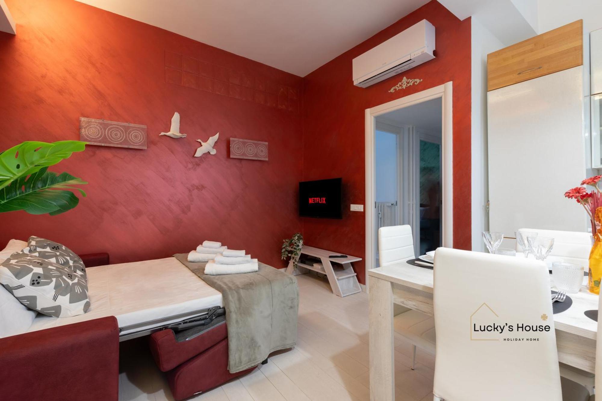 Lucky's House - 400mt To Metro A, 3 Bedrooms, 6-8 Pax, A-c, Rome